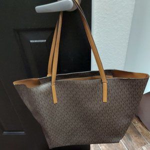 Michael kors brown purse